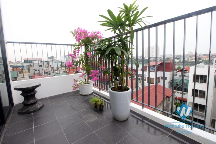 Lake view 2 bedrooms apartment with morden equiped for rent in Tay Ho area.